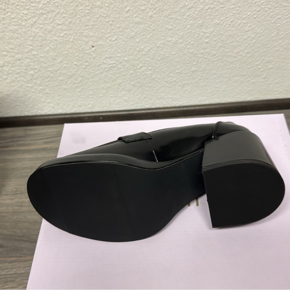 Madden Girl Black Loafers - Picture 7 of 8